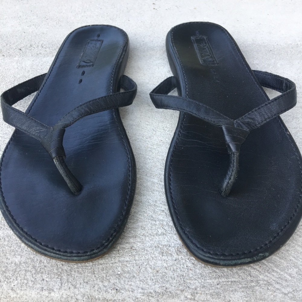 Olukai Hulali Leather Flip Flops